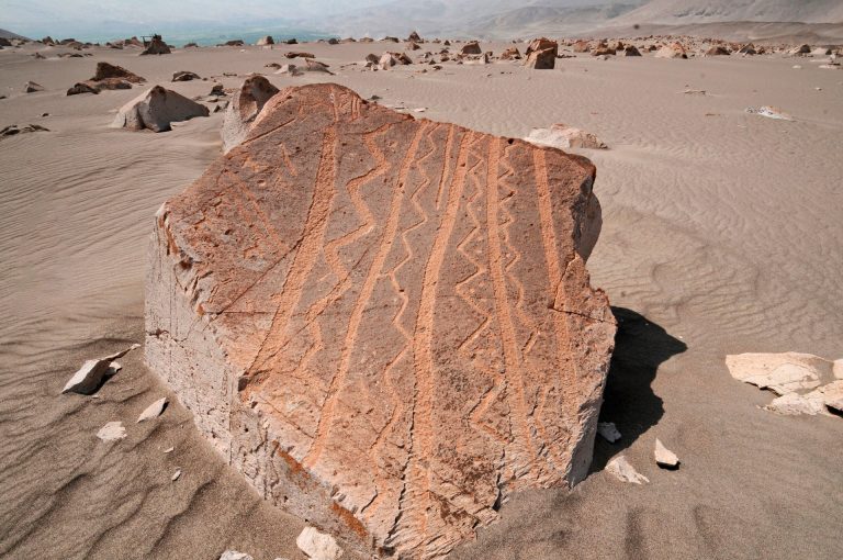 El Arte Rupestre De Toro Muerto En Arequipa Blog Viagens Machu Picchu