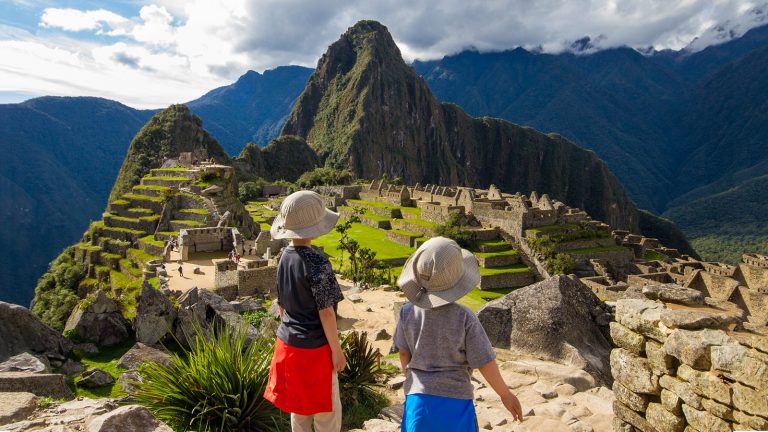 Visiting Machu Picchu with Kids - Viagens Machu Picchu Blog