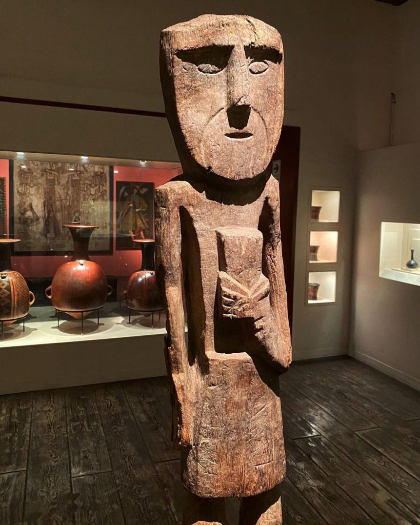 escultura de la cultura chincha, escultura precolombina de Perú