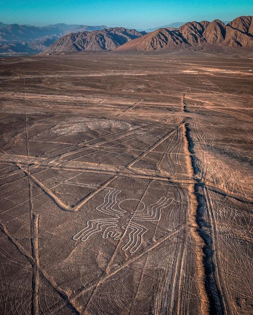 geoglifos en el desierto