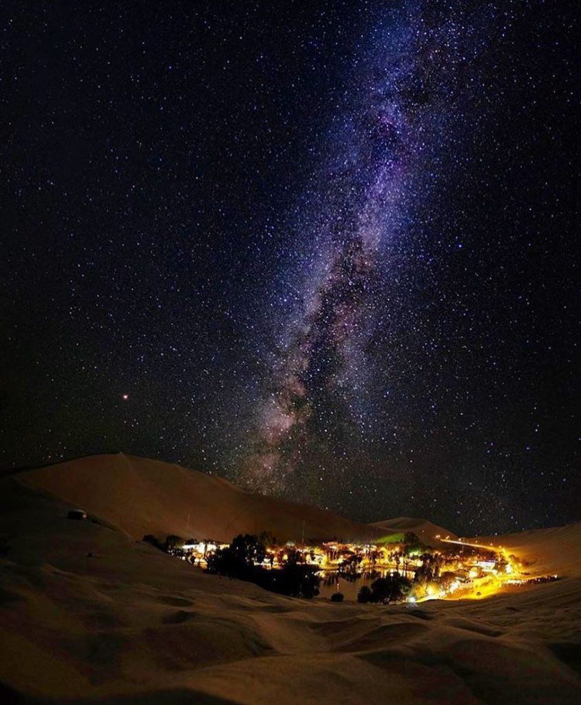 Pasar la noche en le desierto de Ica