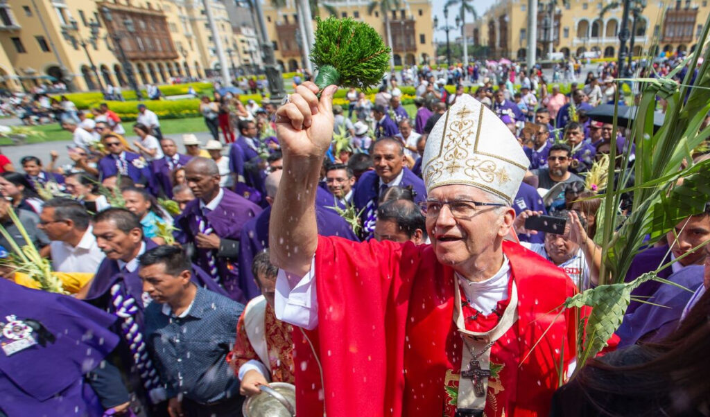 Celebraciones de semana santa en el centro histórico de la ciudad de Lima, Perú