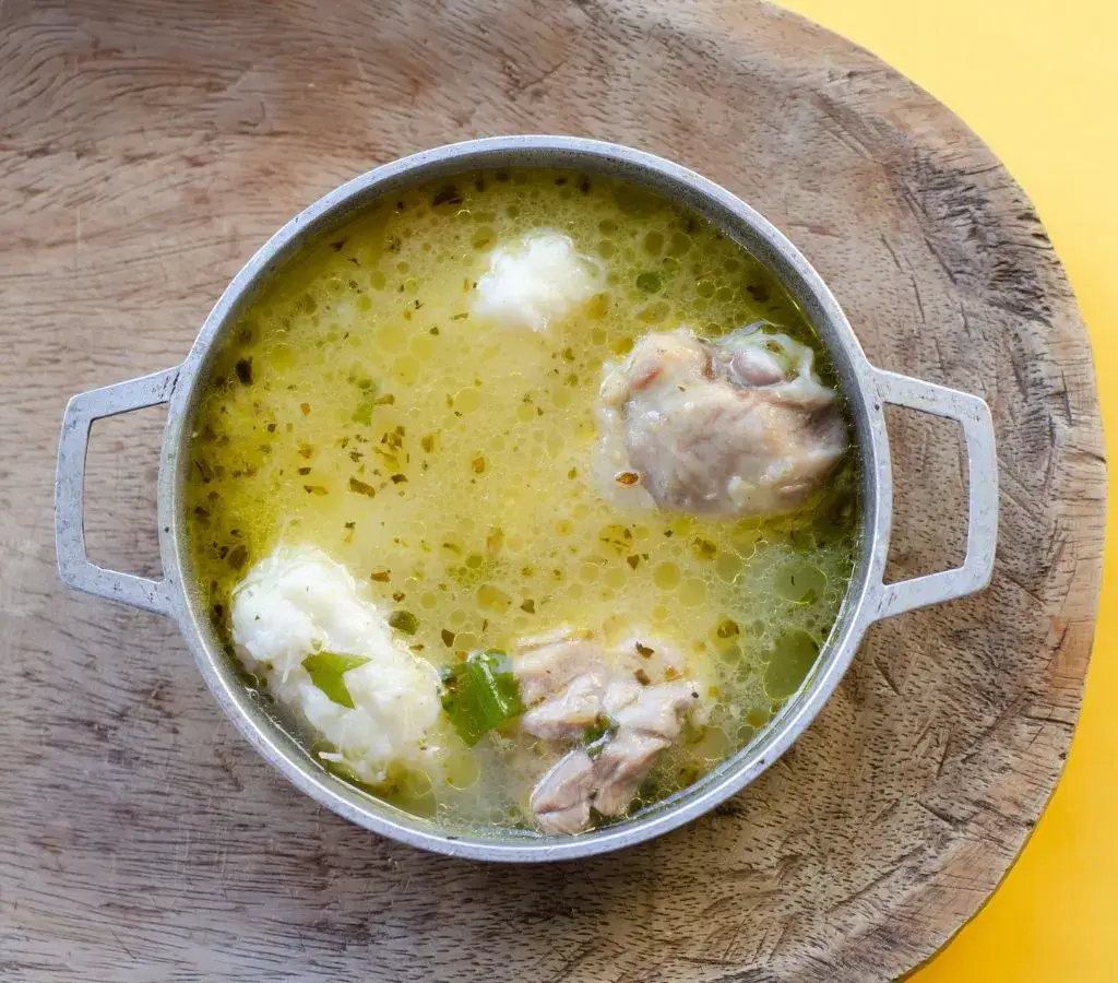 caldo de gallina