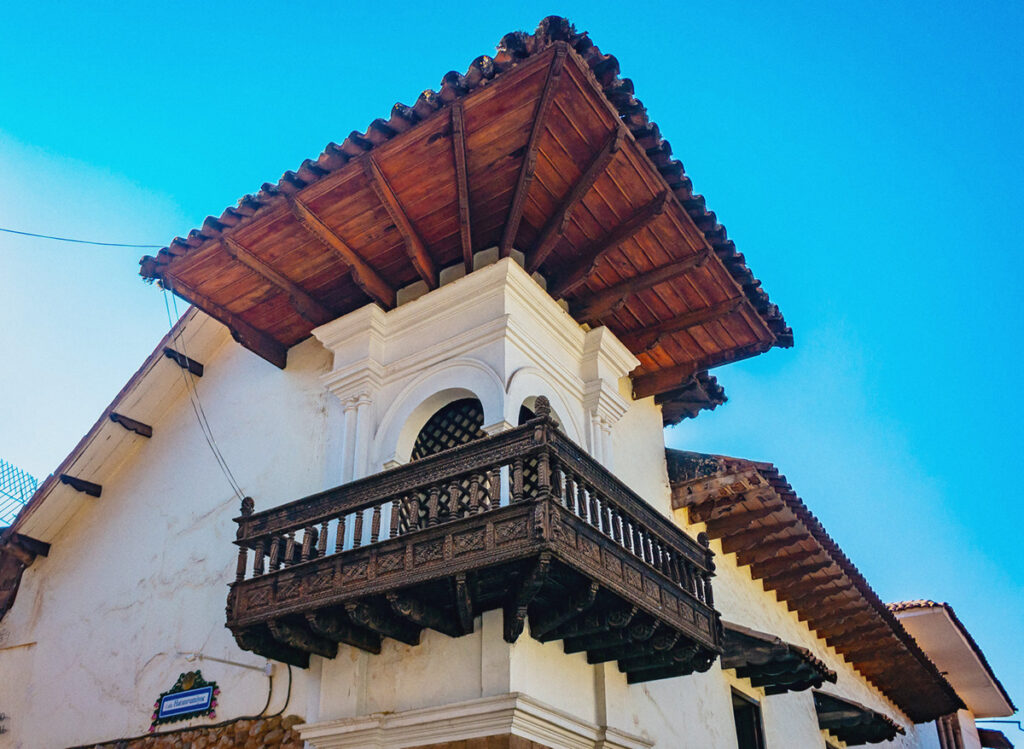 Balcón del Palacio del Arzobispado en Cusco