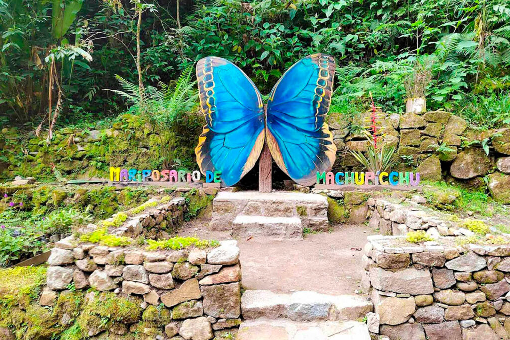 Entrada al mariposario de machu picchu