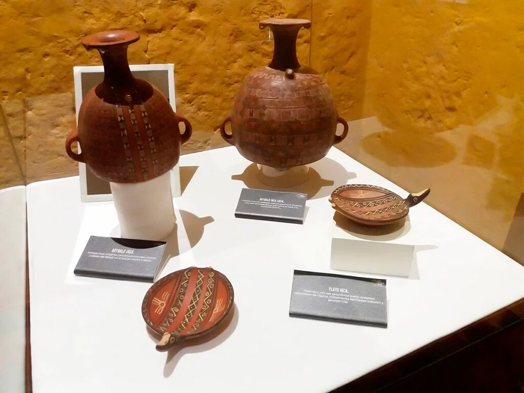 Colección de Cerámicas del museo Santuarios Andinos