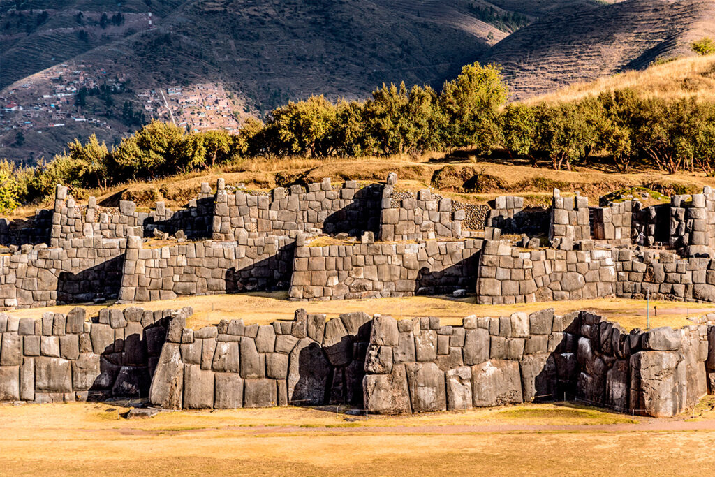 La fortaleza de Sacsayhuamán en Cusco