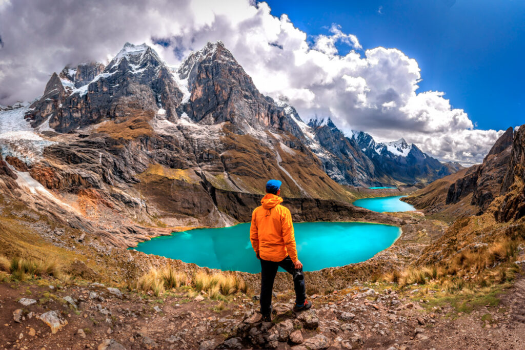 Paisajes únicos de la cordillera de huayhuash