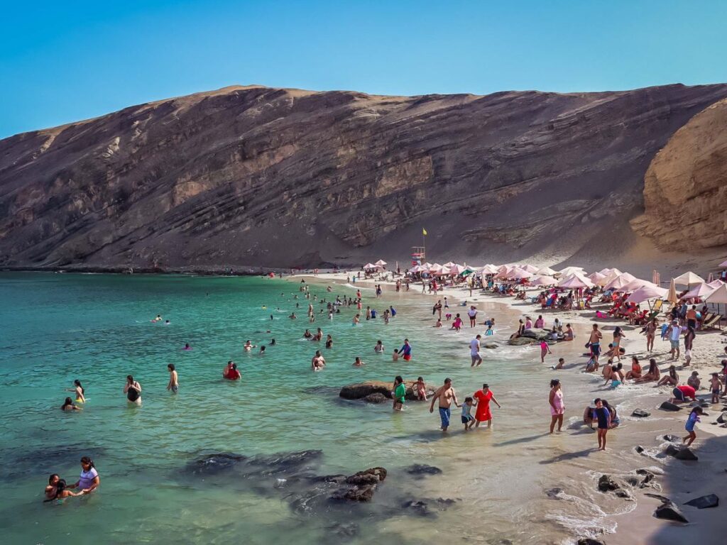 Playa la Mina en Ica