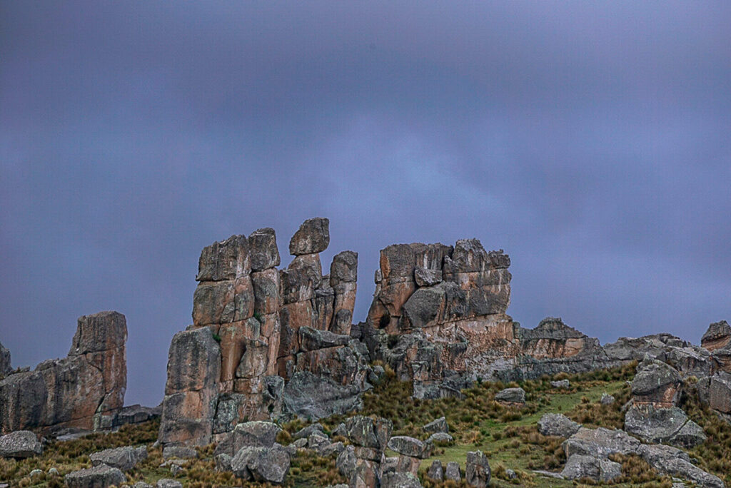 La Majestuosidad de las piedras y rocas del bosque de piedras de huayllay