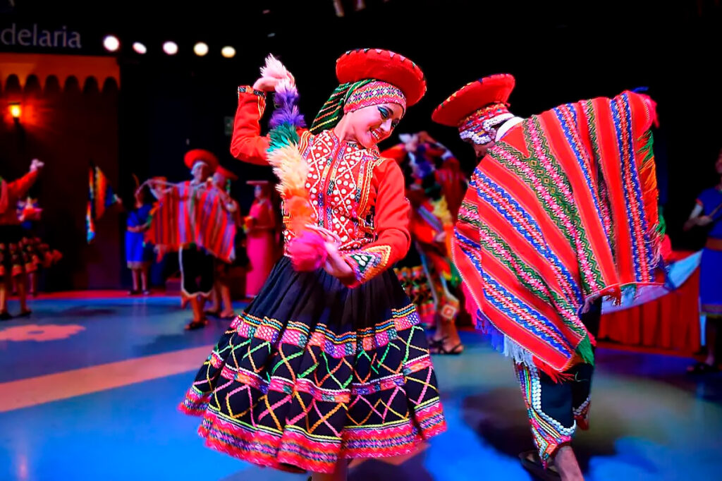 Danzantes de Huayno