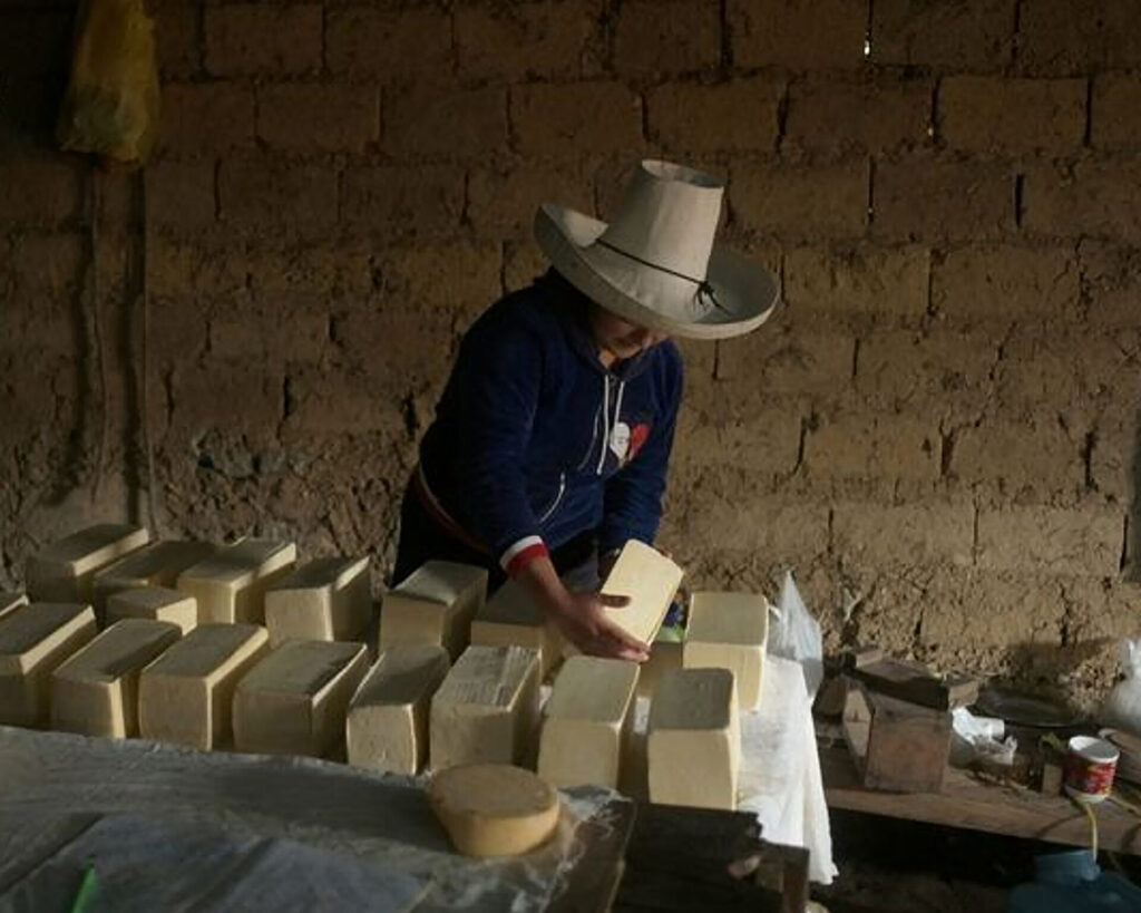 Uso cotidiano del sombrero chotano