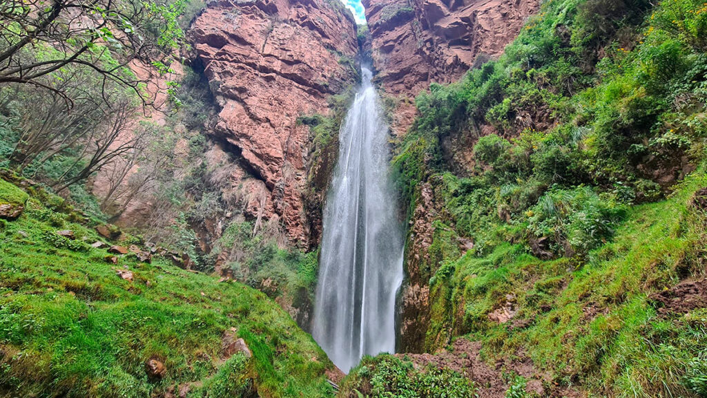 Catarata de Perolniyoc