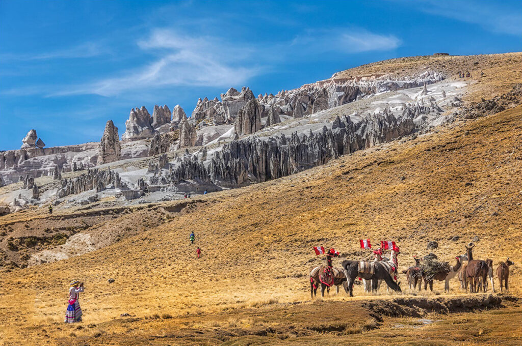 Visita el bosque de piedras de Choqolaqa