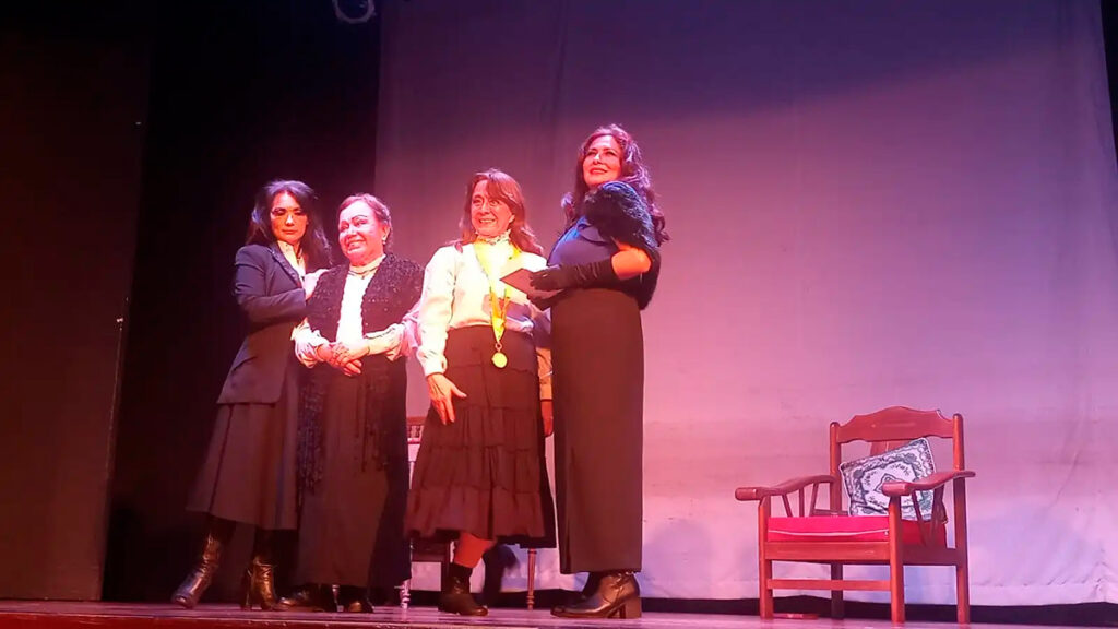 Funciones teatrales en el teatro auditorio miraflores