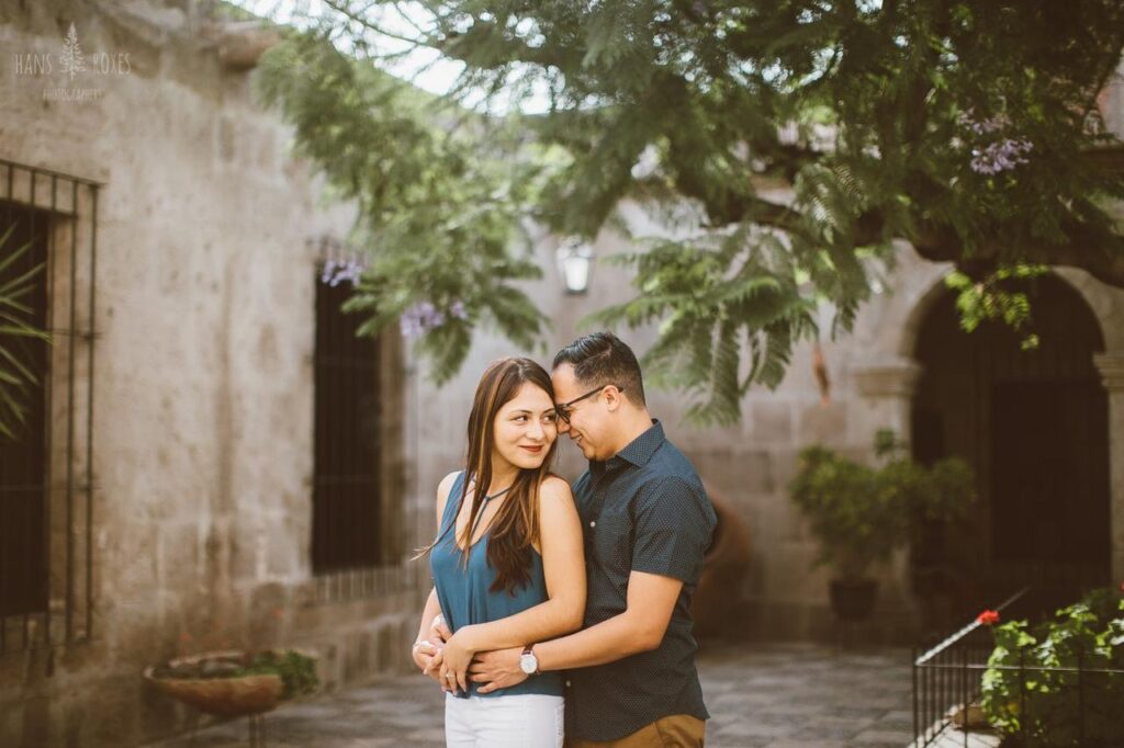 Romance en arequipa y calles de sillar