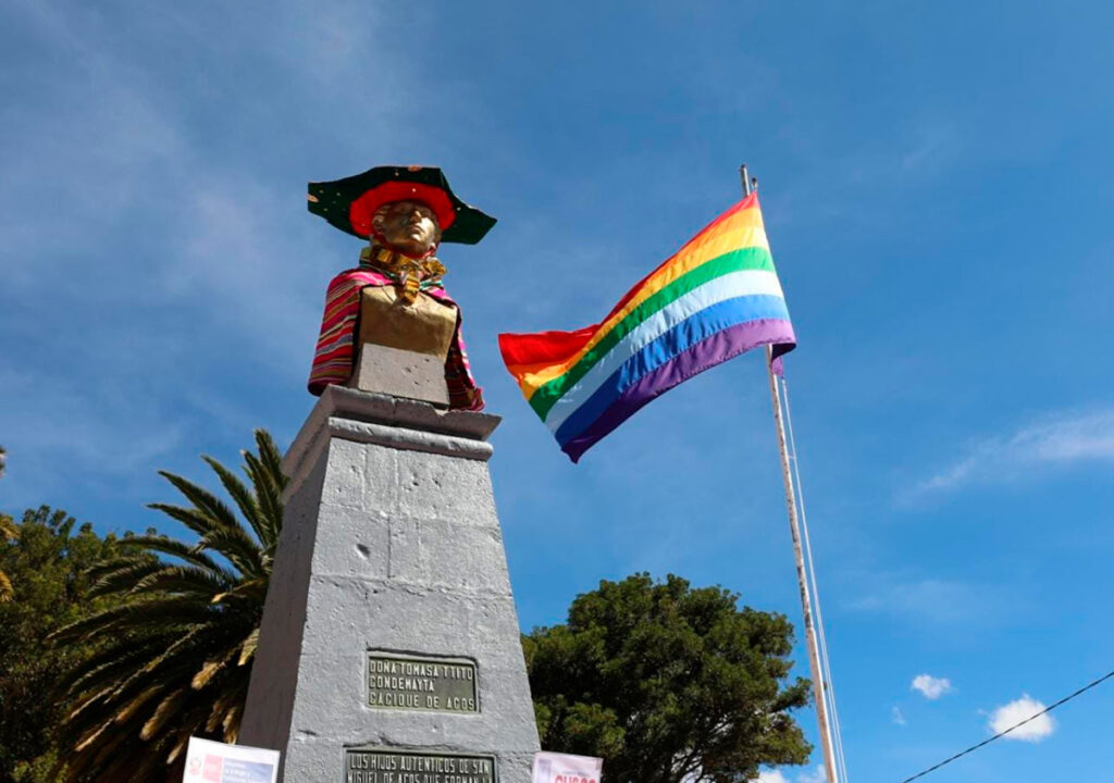 Busco en conmemoración de las hazañas de Tomasa Tito Condemayta
