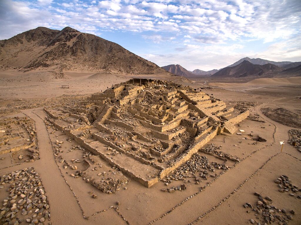 Ruinas de la antigua civilización de Caral