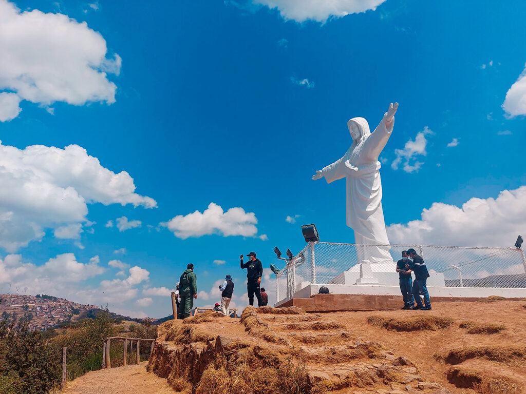 Mirador de Cristo Blanco, uno de los miradores más famosos de la ciudad de cusco