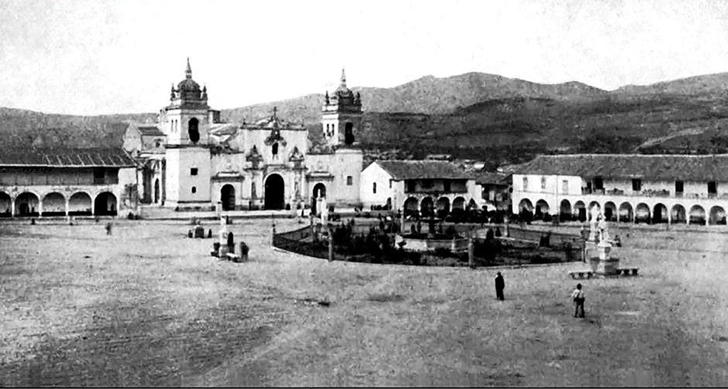 fotografía antigua de huamanga, capital de la región de ayacucho