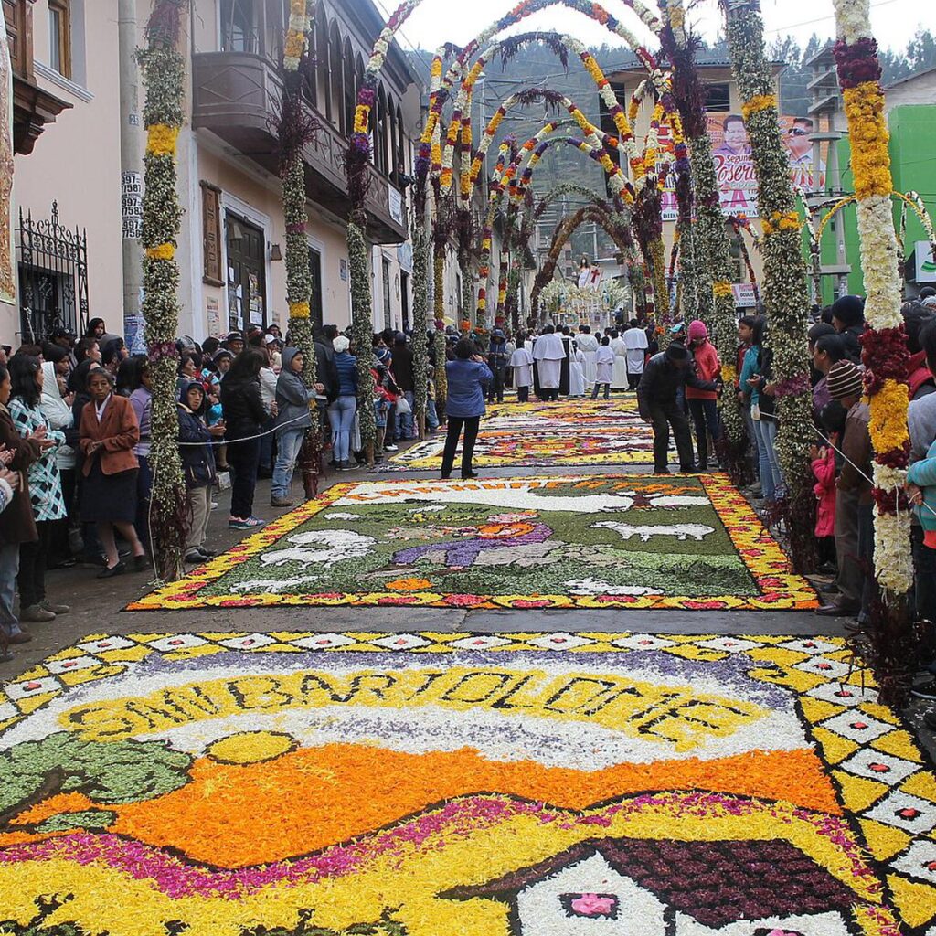 Celebración de las festividades de semana santa en la ciudad de Tarma, departamento de Junín
