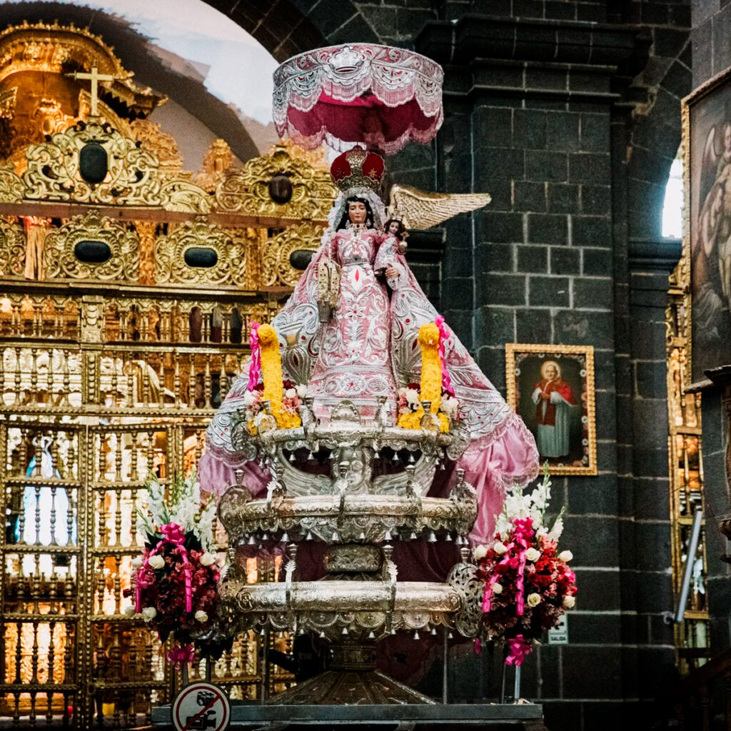 Imagen de la virgen purificada, patrona del Cusco