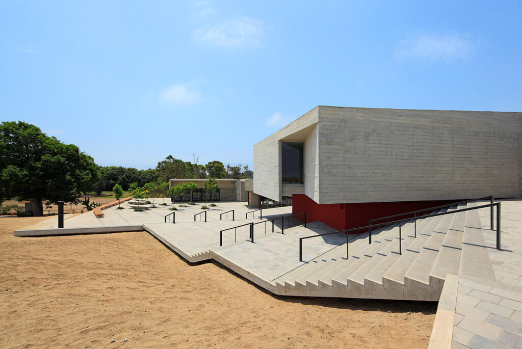 Museo de sitio de pachacamac, a unos kilómetros de la ciudad de Lima, Perú