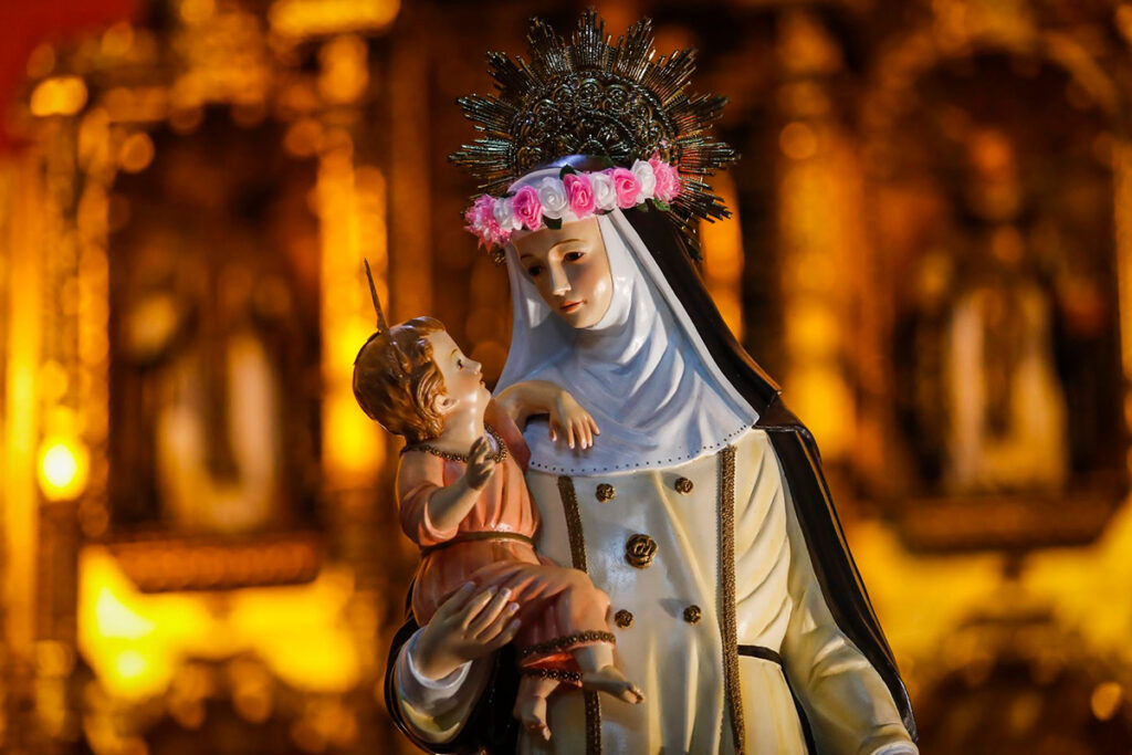 Estatua de Santa Rosa de Lima