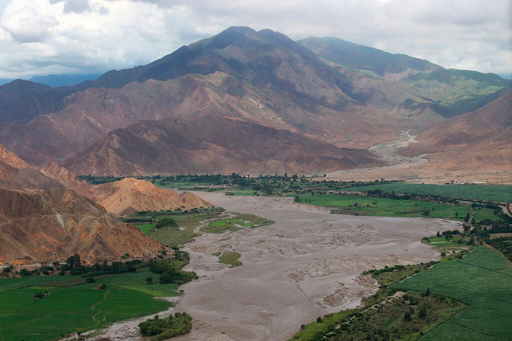 Valle del río Chicama, uno de los principales focos agrícolas de la costa norte del Perú