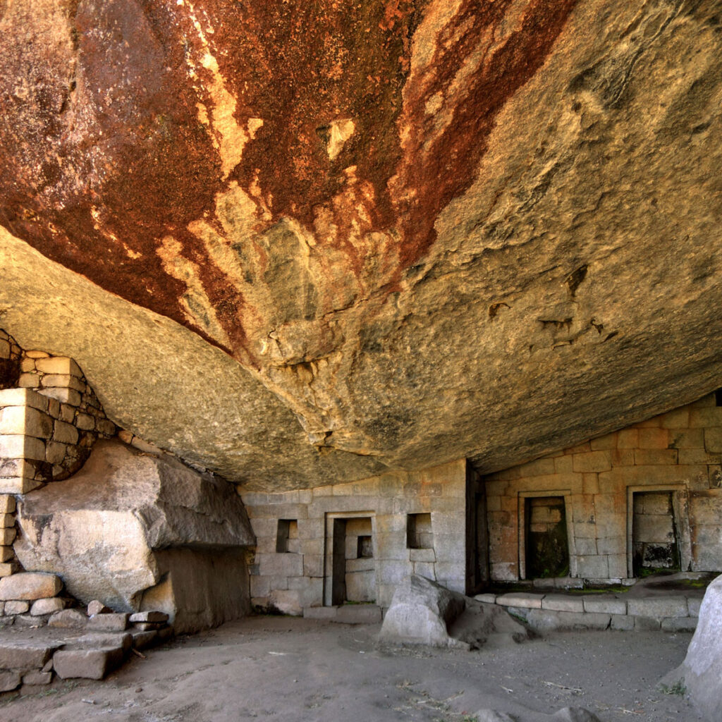 Templo de la luna. Gran Caverna. Templo de renovacion Inca. Templo de la fertilidad.
